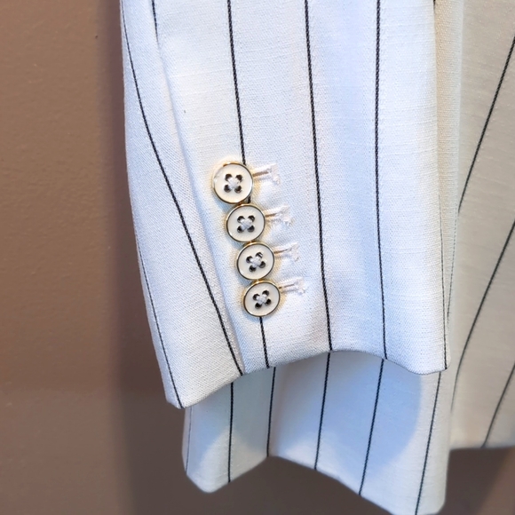 Tommy Hilfiger pinstripe pants suit - Picture 9 of 11